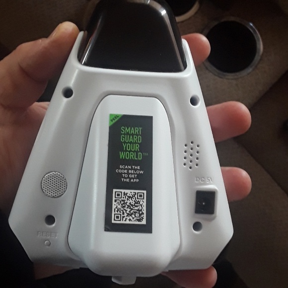 Guardzilla home camera - Picture 2 of 3